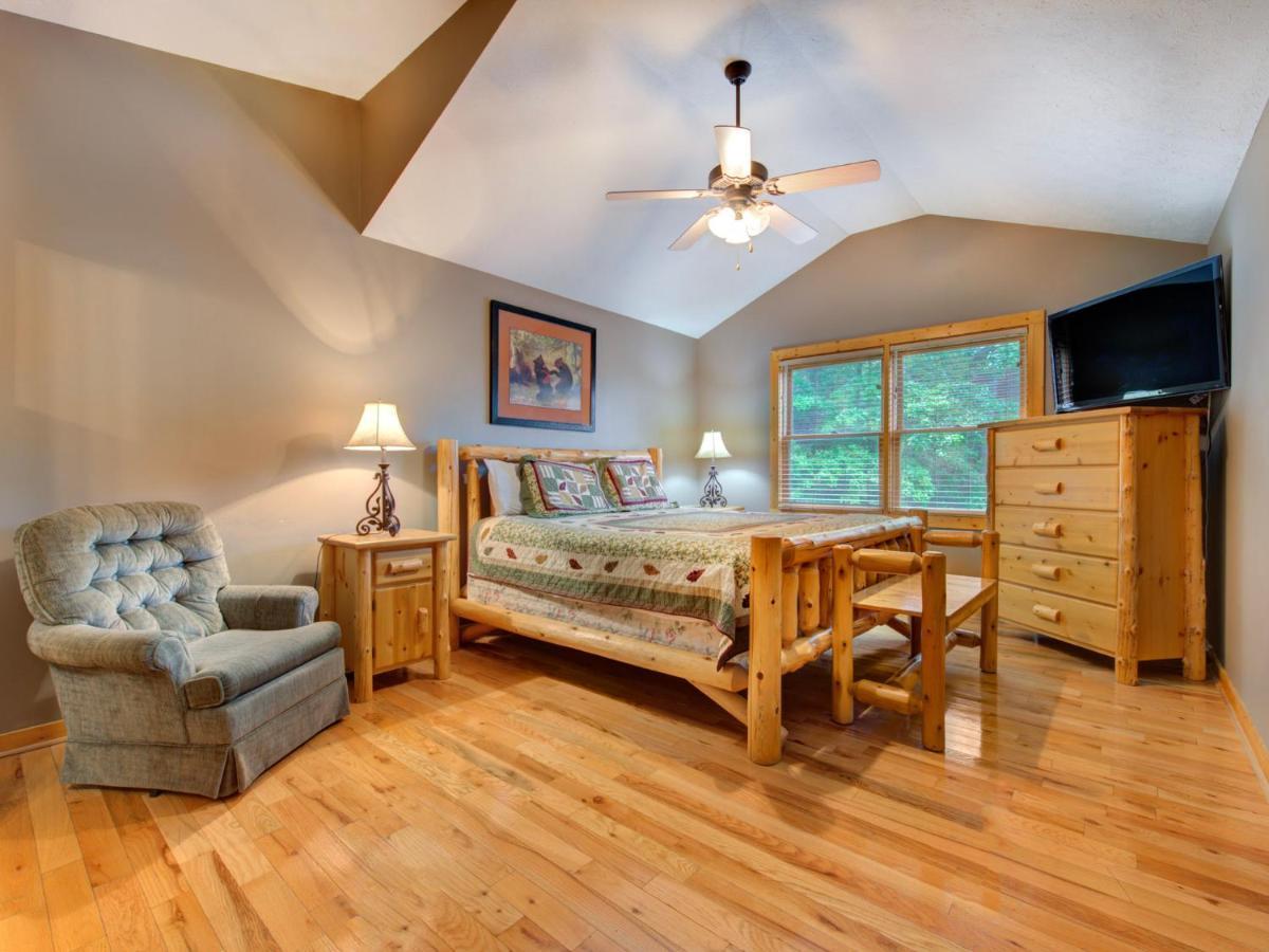 Bear'S Corner, 3 Bedrooms, Wifi, Pool Table, Hot Tub, Wifi, Sleeps 10 Gatlinburg Exterior photo